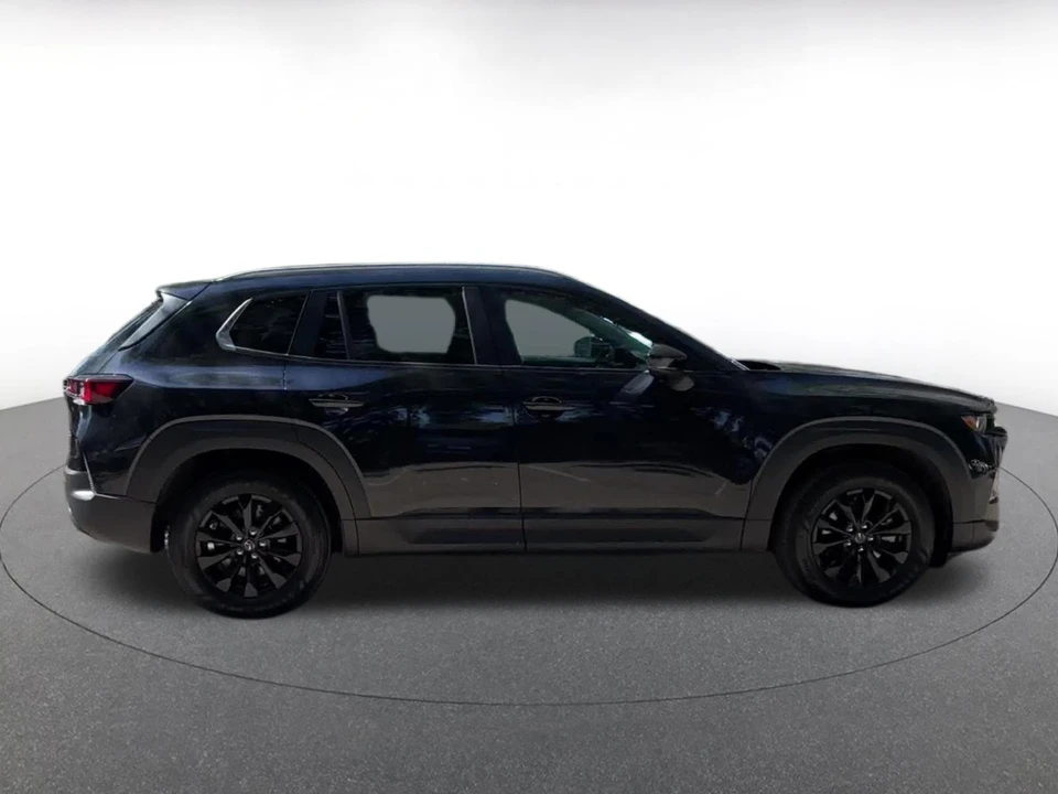 2025 Mazda CX-50 - Image 13 of 31