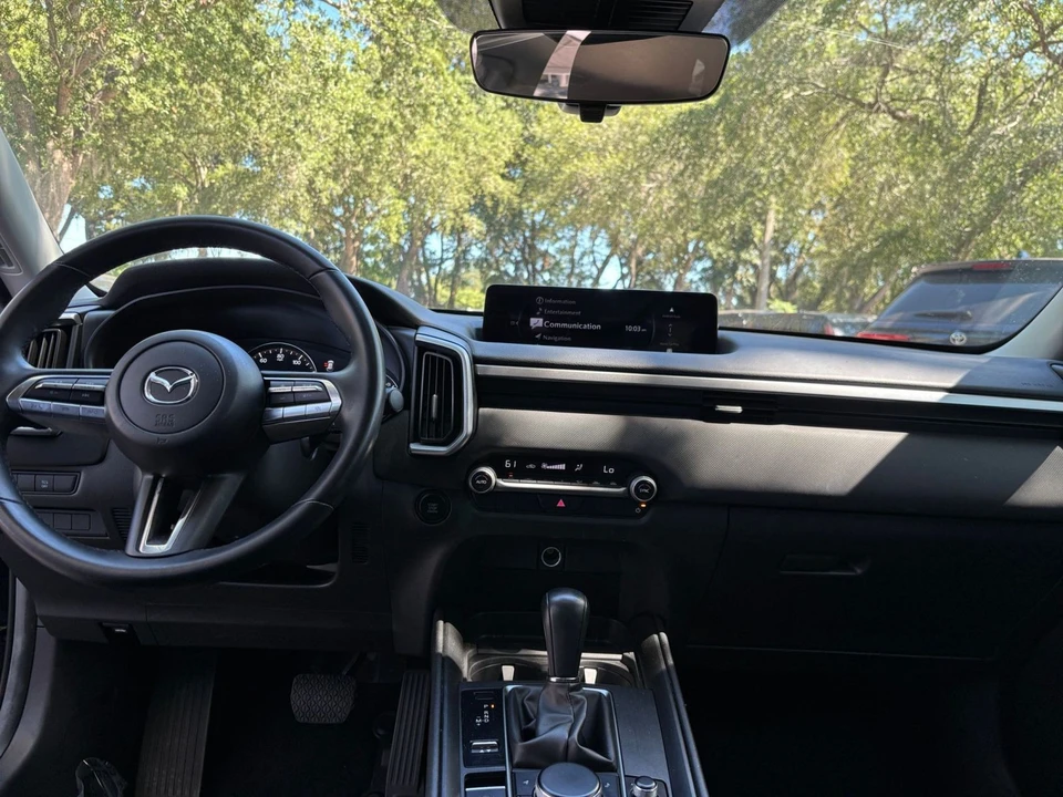 2025 Mazda CX-50 - Image 28 of 31