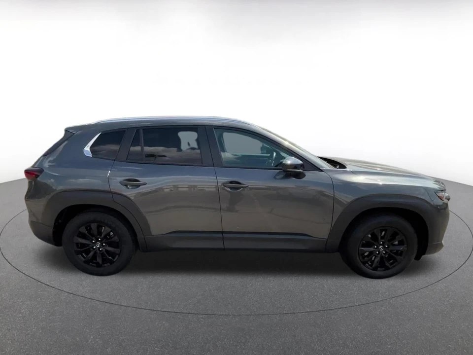 2025 Mazda CX-50 - Image 13 of 31