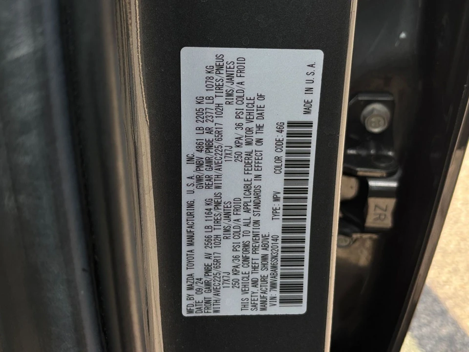 2025 Mazda CX-50 - Image 24 of 31
