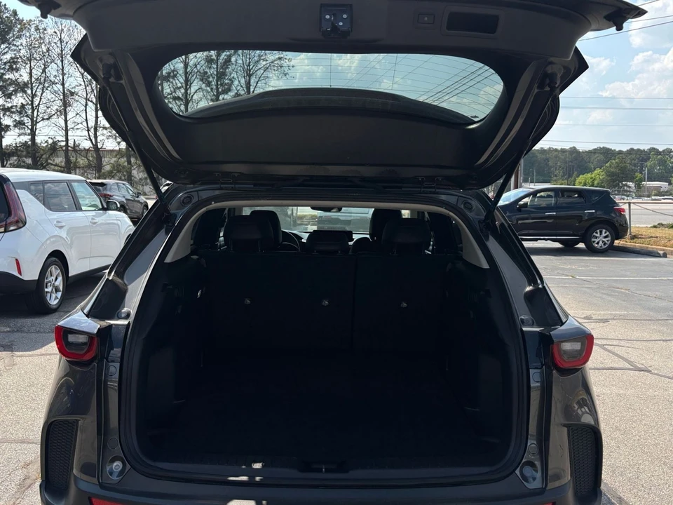 2025 Mazda CX-50 - Image 26 of 31