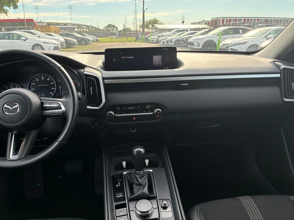 2025 Mazda CX-50 - Image 14 of 31