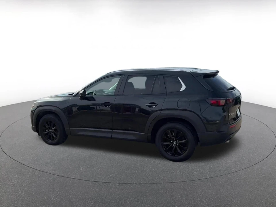 2025 Mazda CX-50 - Image 8 of 31