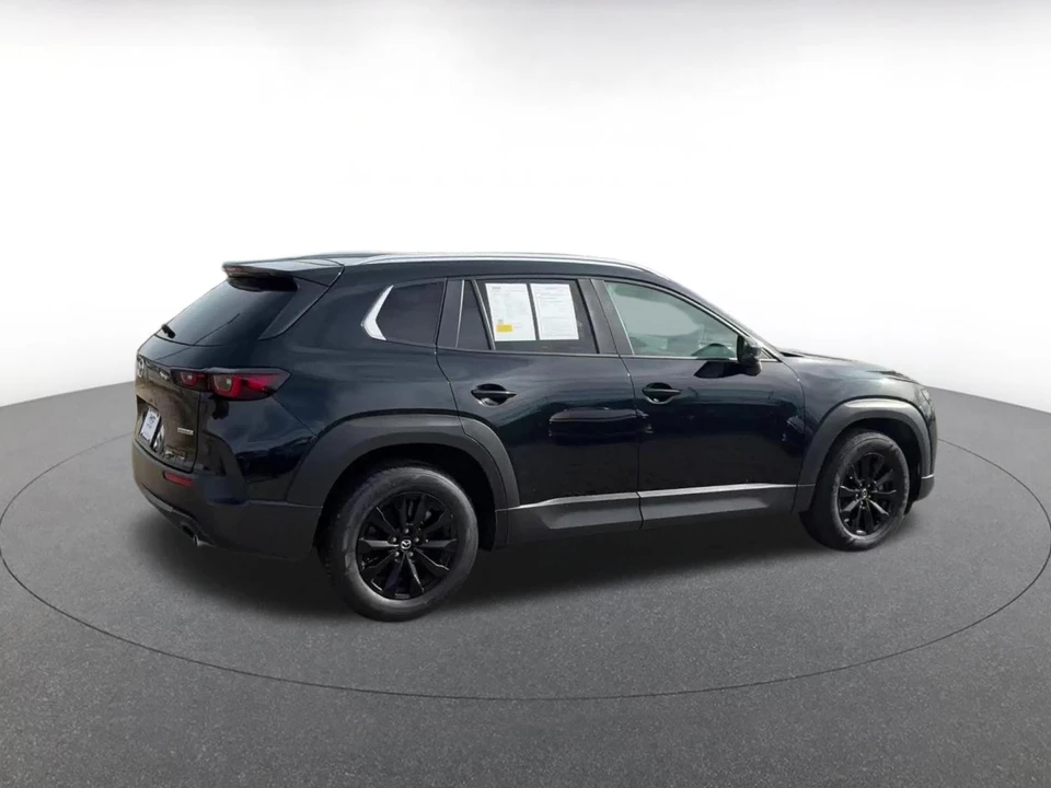 2025 Mazda CX-50 - Image 14 of 31