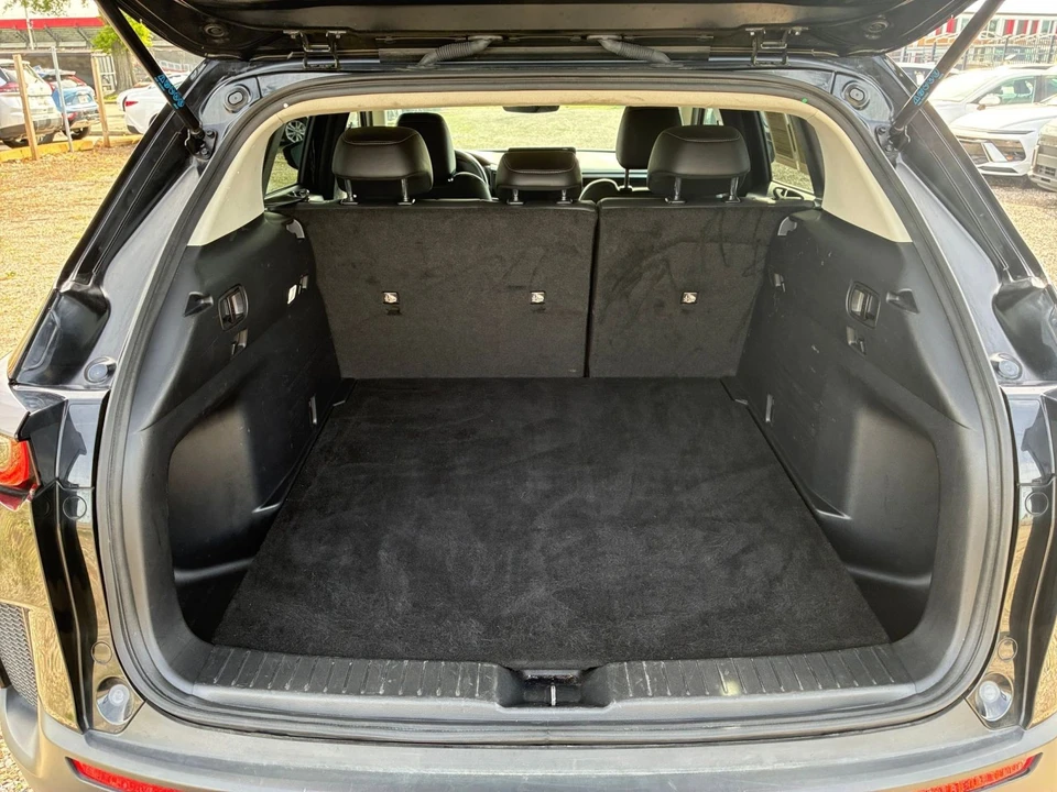 2025 Mazda CX-50 - Image 27 of 31