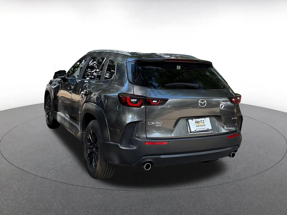 2025 Mazda CX-50 - Image 5 of 10