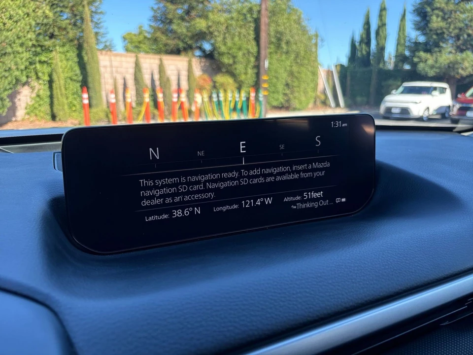 2025 Mazda CX-50 - Image 22 of 31