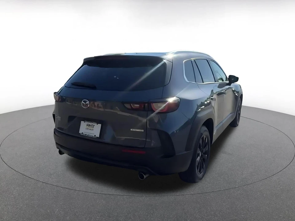 2025 Mazda CX-50 - Image 16 of 31