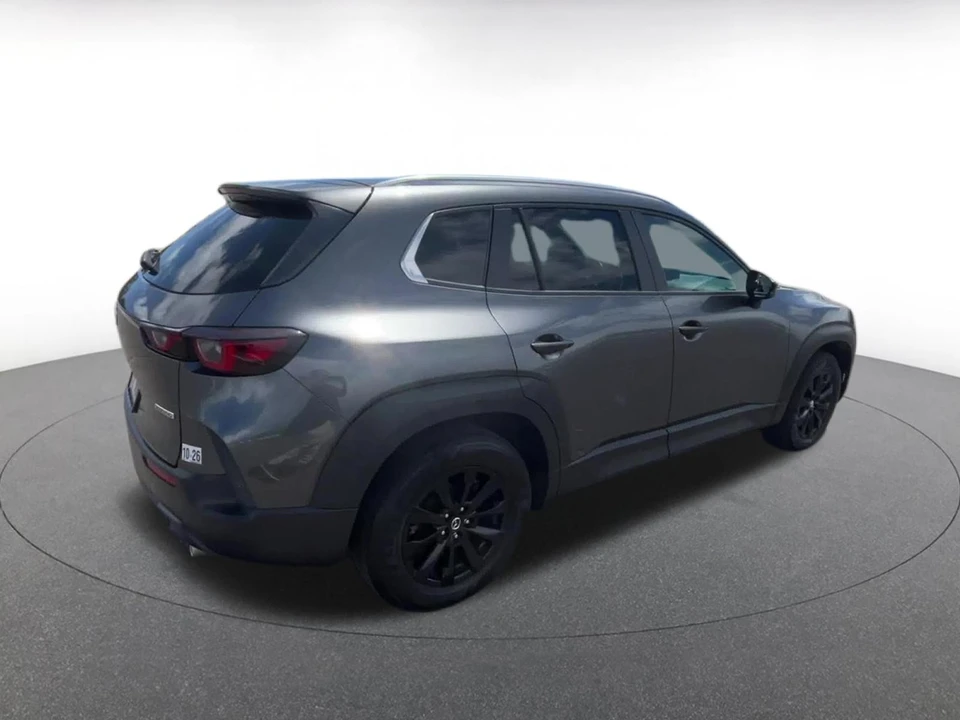 2025 Mazda CX-50 - Image 11 of 31