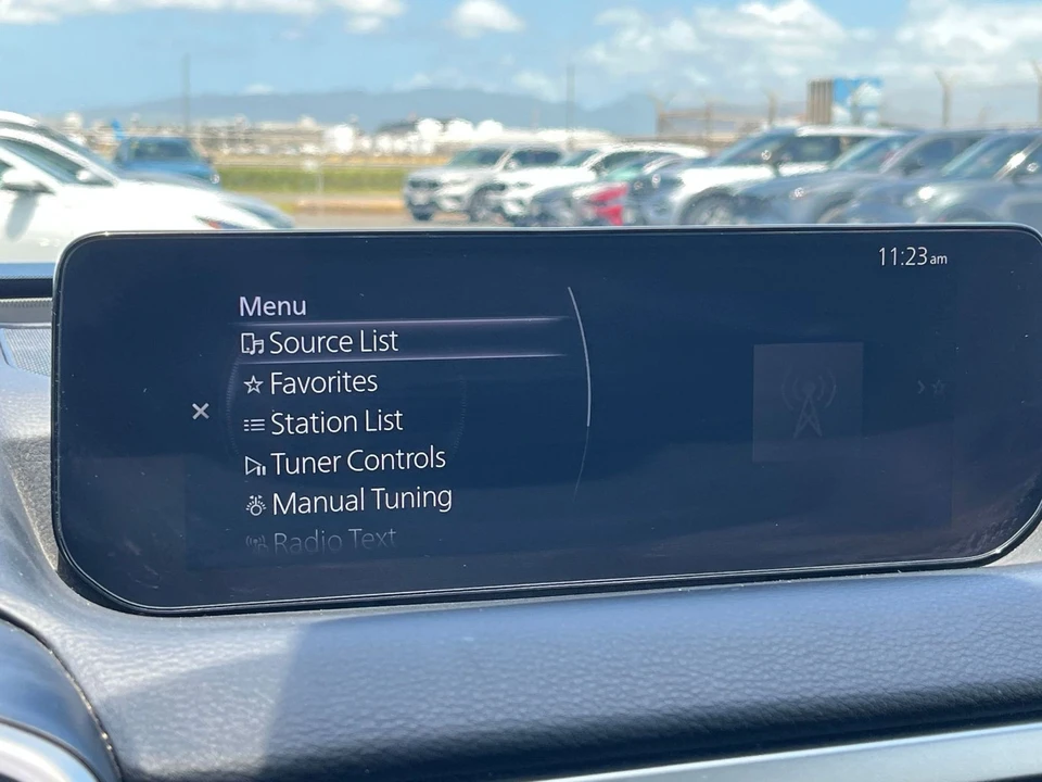 2025 Mazda CX-50 - Image 14 of 31