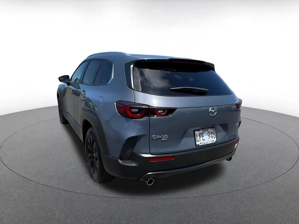2025 Mazda CX-50 - Image 9 of 31
