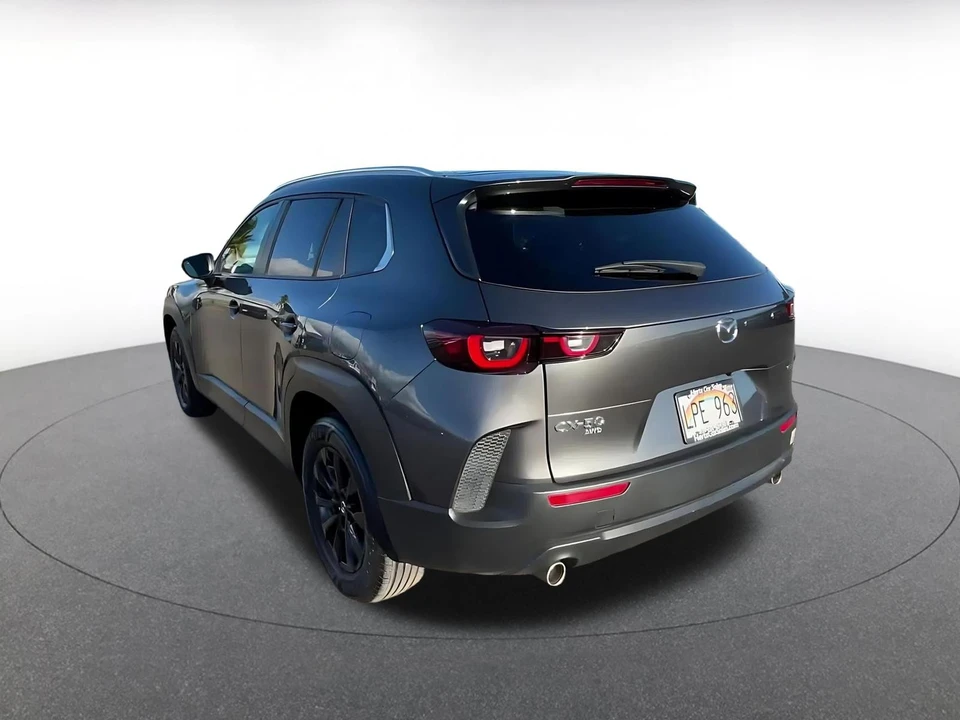 2025 Mazda CX-50 - Image 9 of 31