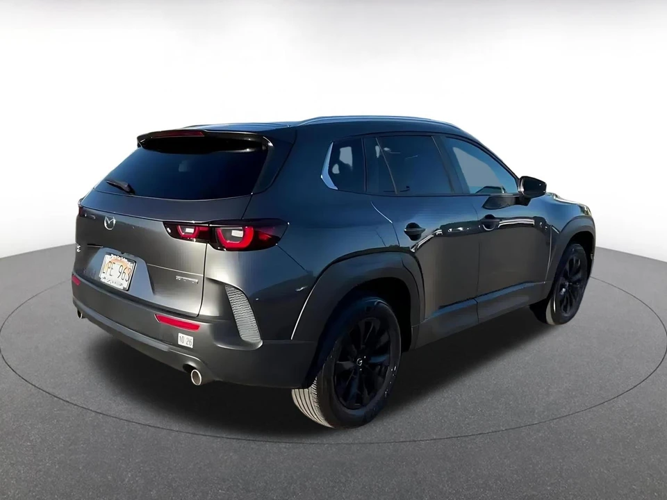 2025 Mazda CX-50 - Image 12 of 31