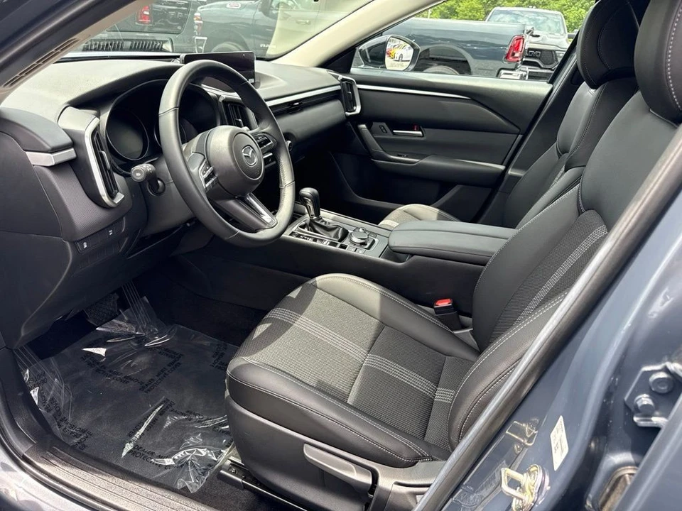 2025 Mazda CX-50 - Image 3 of 5