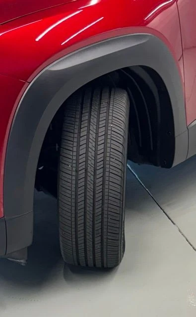 2025 Mazda CX-50 - Image 26 of 28