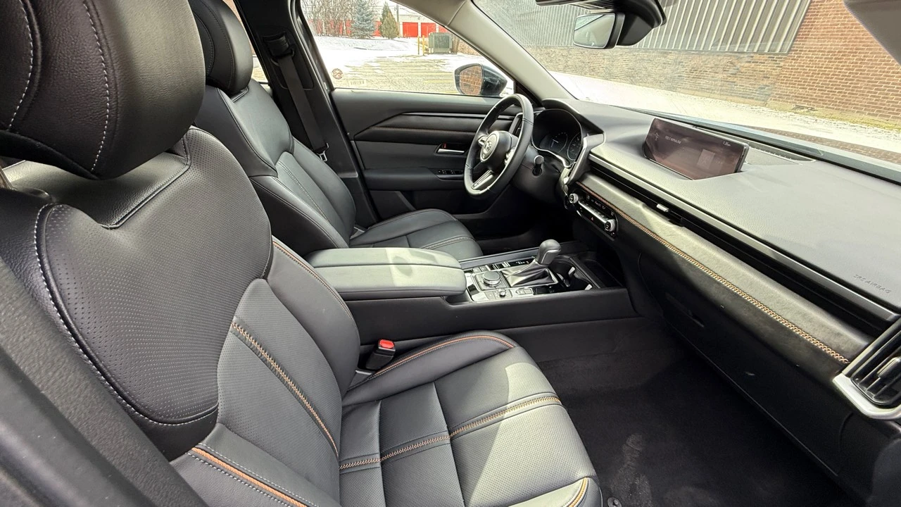 2025 Mazda CX-50 - Image 11 of 21