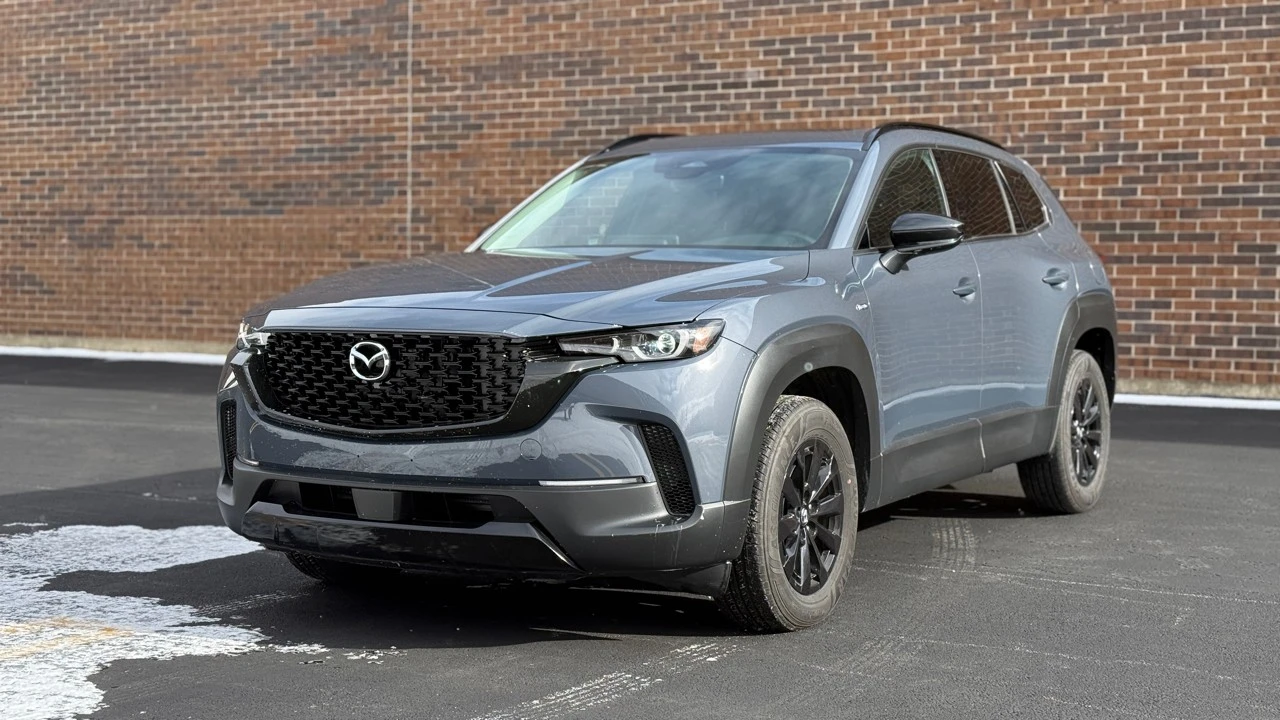 2025 Mazda CX-50 - Image 3 of 21