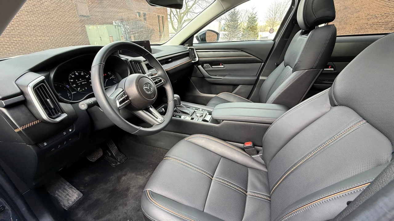 2025 Mazda CX-50 - Image 9 of 21