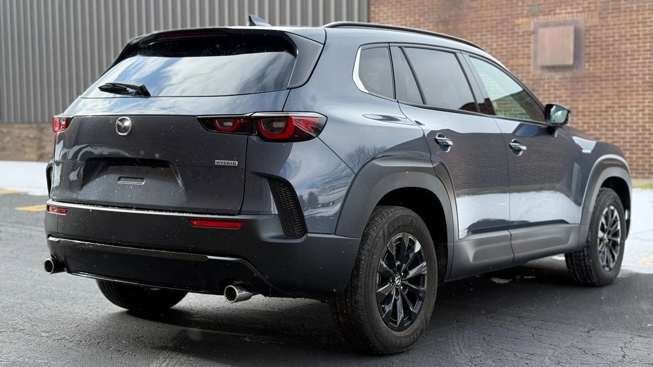 2025 Mazda CX-50 - Image 7 of 21
