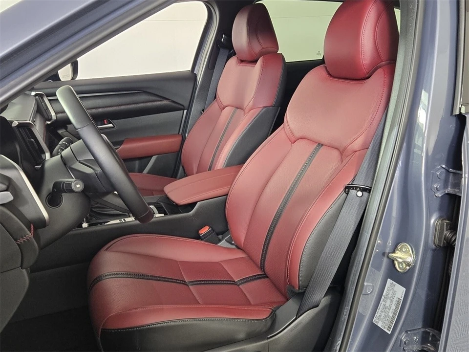 2025 Mazda CX-50 - Image 6 of 21