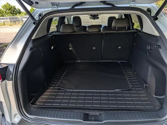 2025 Mazda CX-50 - Image 6 of 15