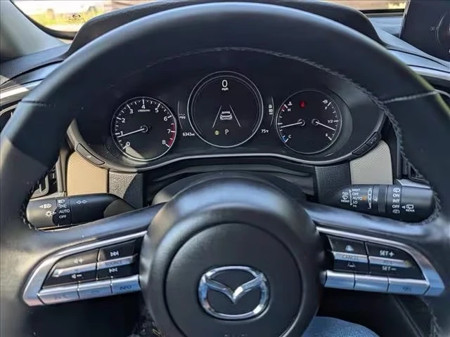 2025 Mazda CX-50 - Image 11 of 15