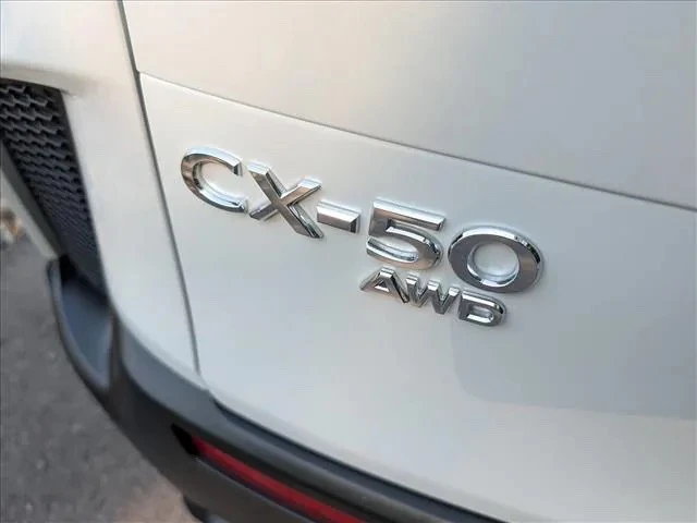 2025 Mazda CX-50 - Image 7 of 15