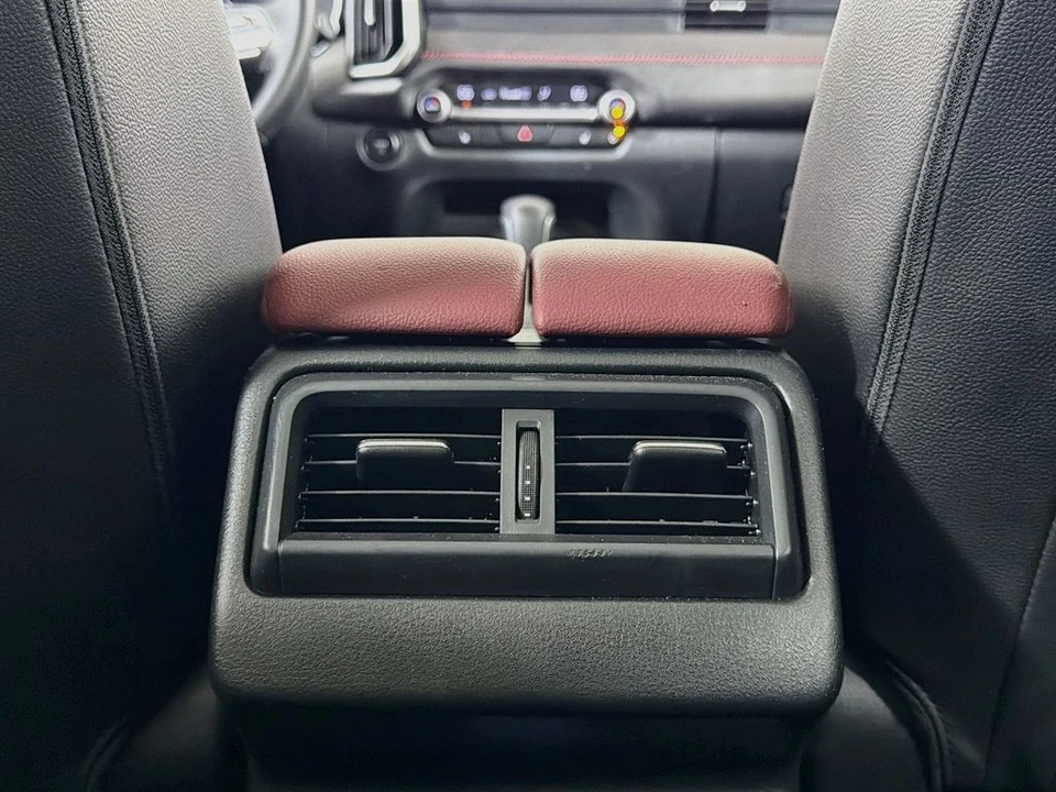 2025 Mazda CX-50 - Image 27 of 31