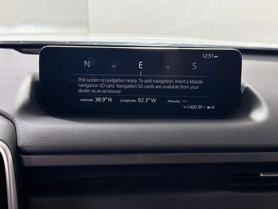 2025 Mazda CX-50 - Image 17 of 31