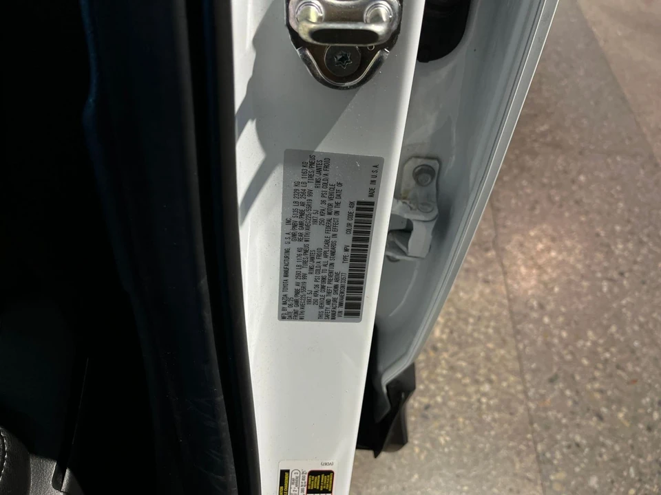 2025 Mazda CX-50 - Image 28 of 31