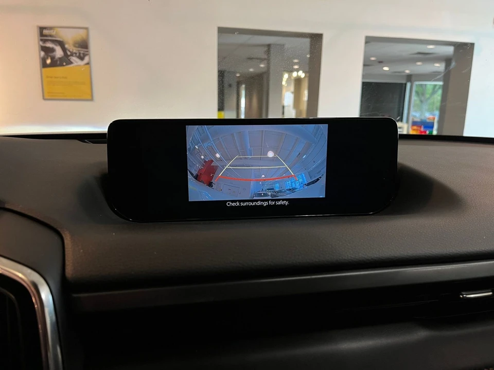 2025 Mazda CX-50 - Image 27 of 31
