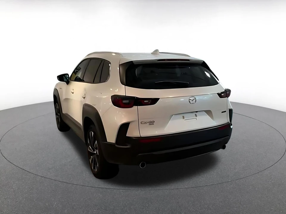2025 Mazda CX-50 - Image 8 of 31