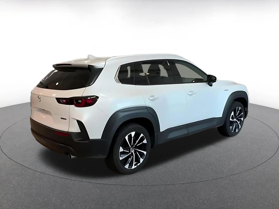 2025 Mazda CX-50 - Image 12 of 31