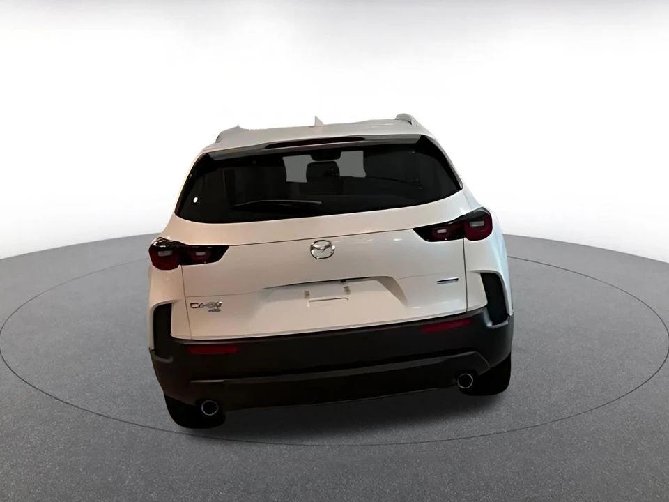 2025 Mazda CX-50 - Image 18 of 31