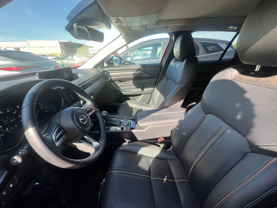 2025 Mazda CX-50 - Image 23 of 31