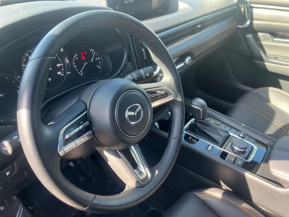 2025 Mazda CX-50 - Image 24 of 31