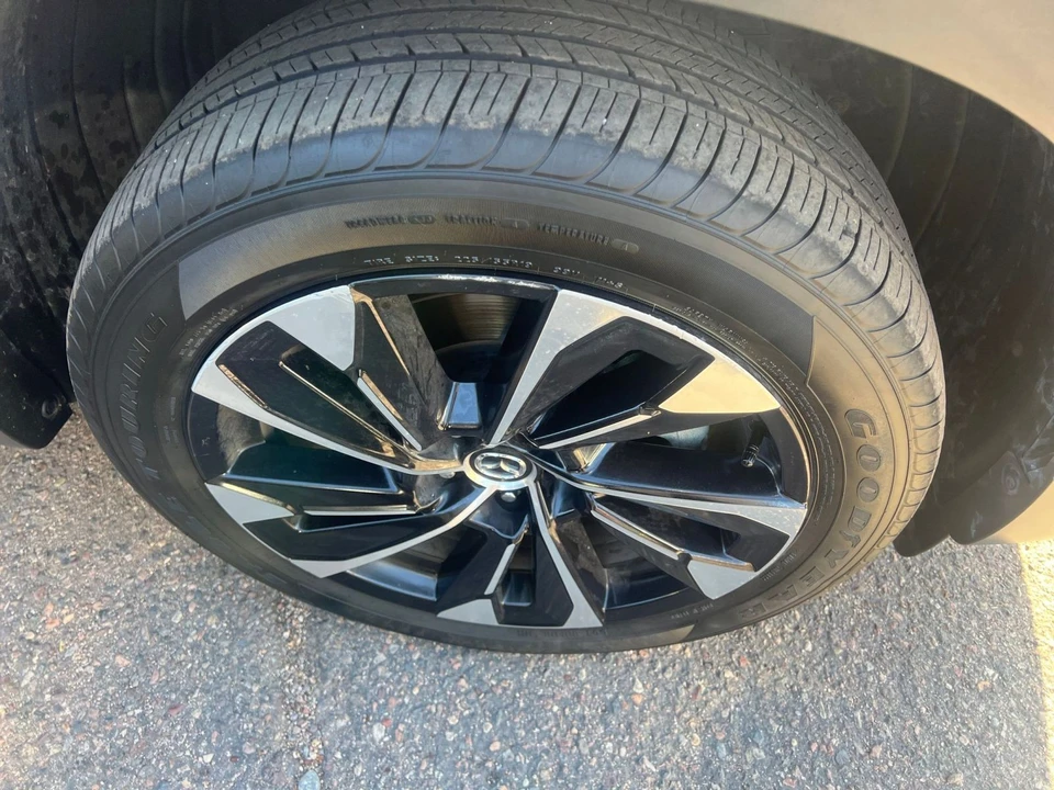 2025 Mazda CX-50 - Image 26 of 31