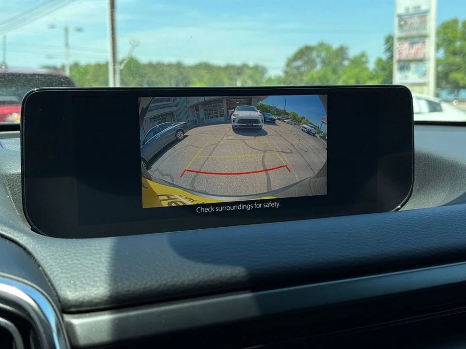 2025 Mazda CX-50 - Image 22 of 31