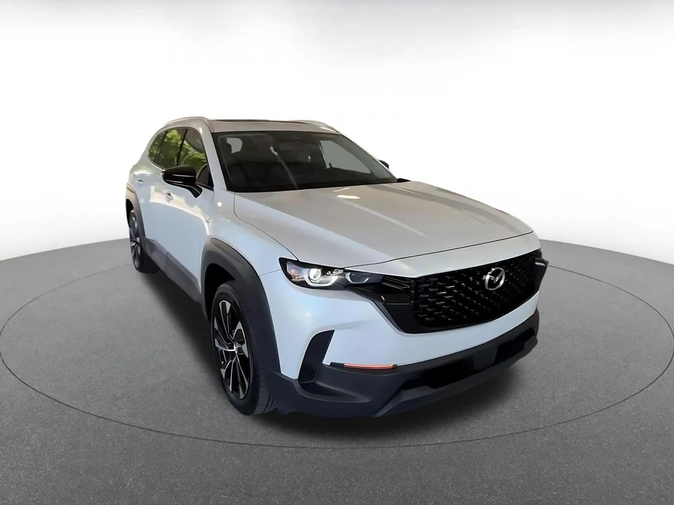 2025 Mazda CX-50 - Image 3 of 31