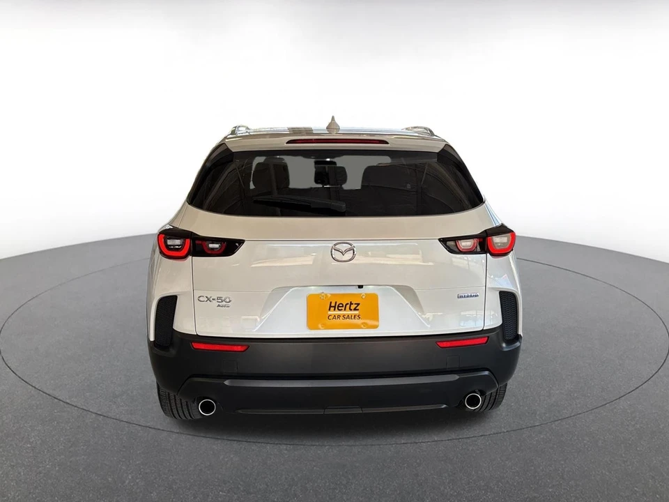 2025 Mazda CX-50 - Image 14 of 31
