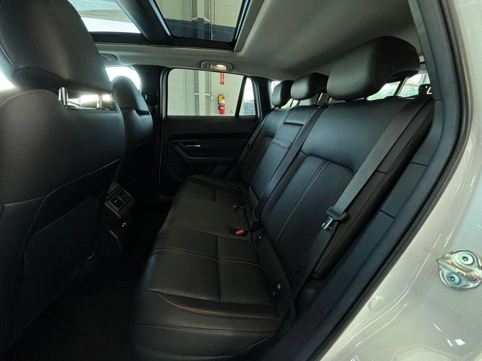 2025 Mazda CX-50 - Image 30 of 31
