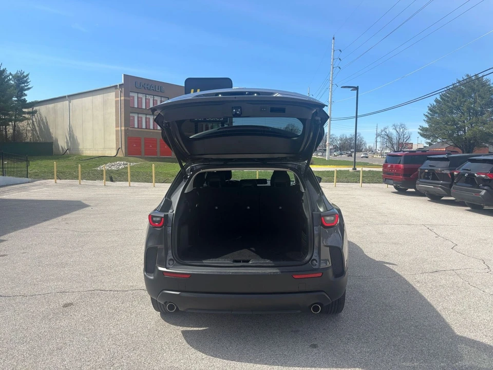 2025 Mazda CX-50 - Image 26 of 31