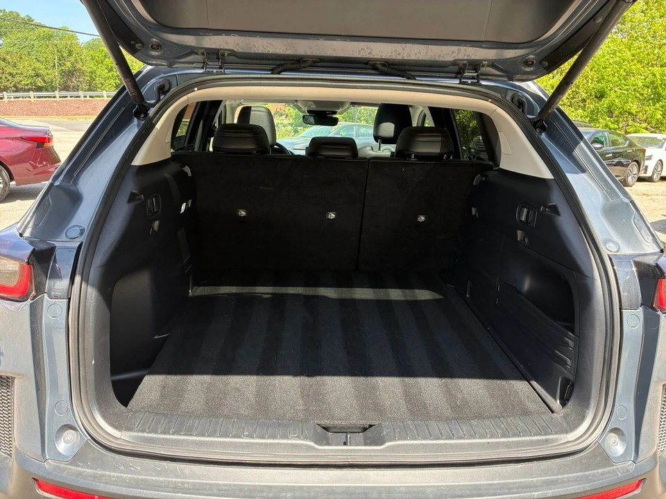 2025 Mazda CX-50 - Image 27 of 31