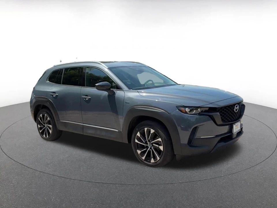 2025 Mazda CX-50 - Image 2 of 31