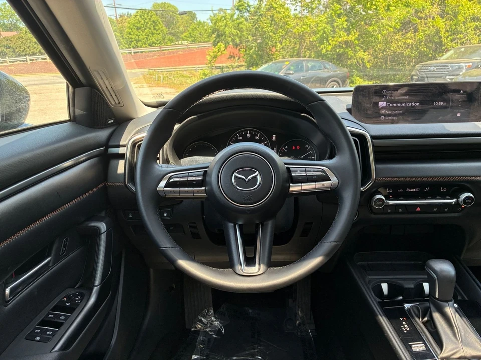2025 Mazda CX-50 - Image 30 of 31