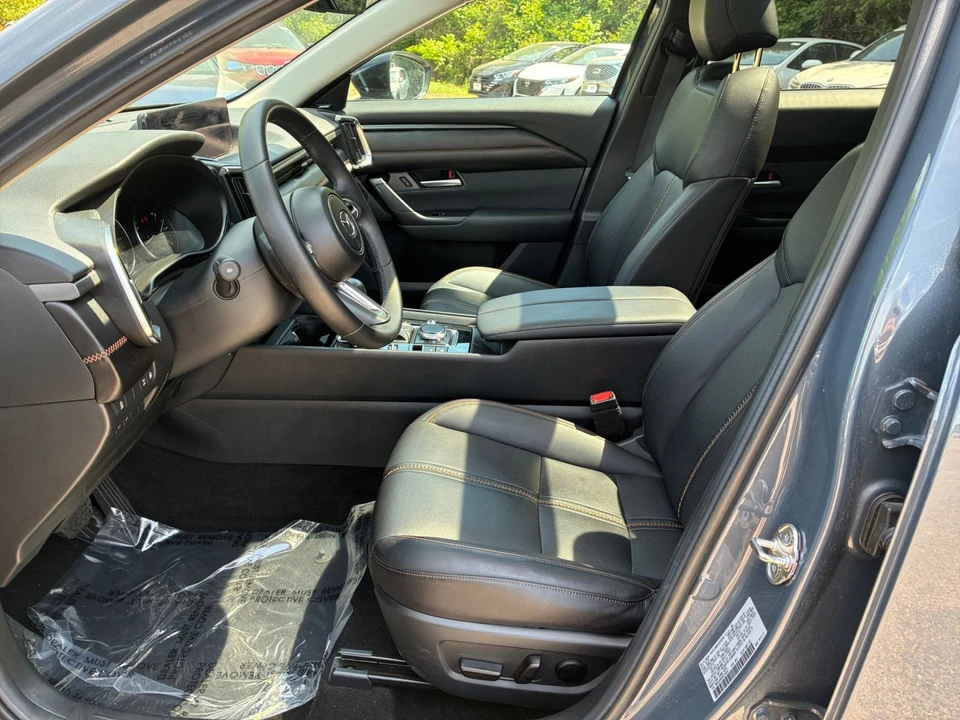 2025 Mazda CX-50 - Image 22 of 31