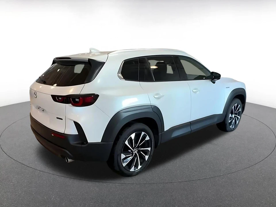 2025 Mazda CX-50 - Image 12 of 31