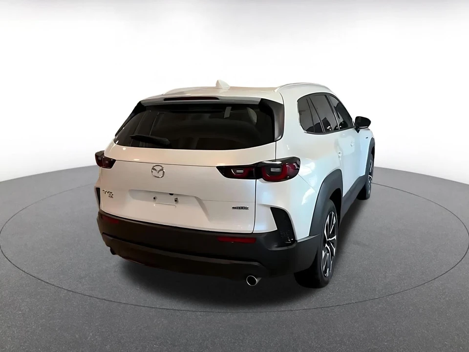 2025 Mazda CX-50 - Image 11 of 31