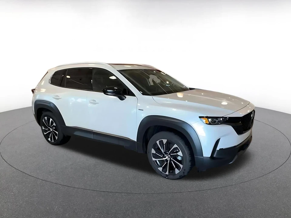 2025 Mazda CX-50 - Image 2 of 31