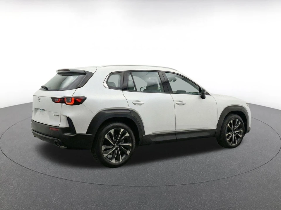 2025 Mazda CX-50 - Image 13 of 26